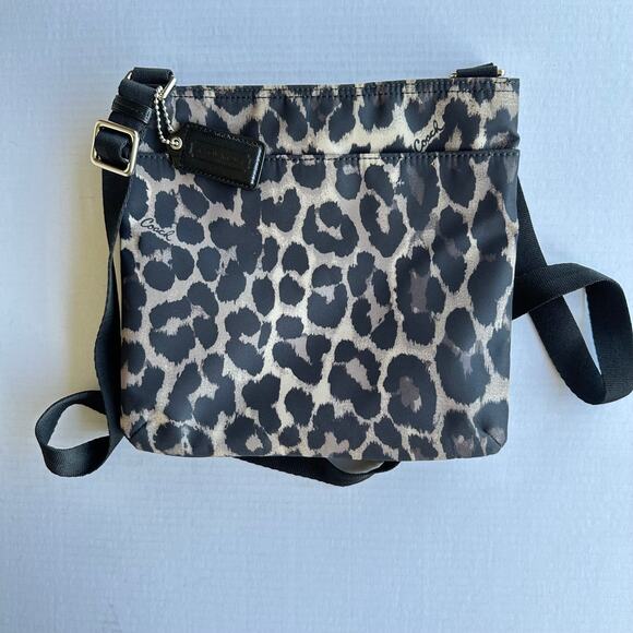 Coach Ocelot Leopard Print Packable File Bag Black Tan Gold Hardware Travel Tote - Picture 2 of 10